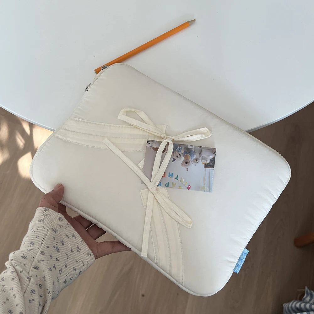 Cute bow padded laptop sleeve
