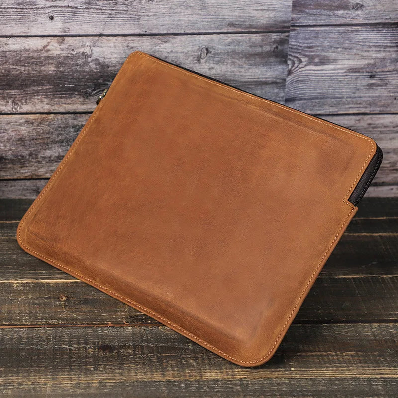 Verrückte Pferd Leder MacBook Hülle 14 Zoll