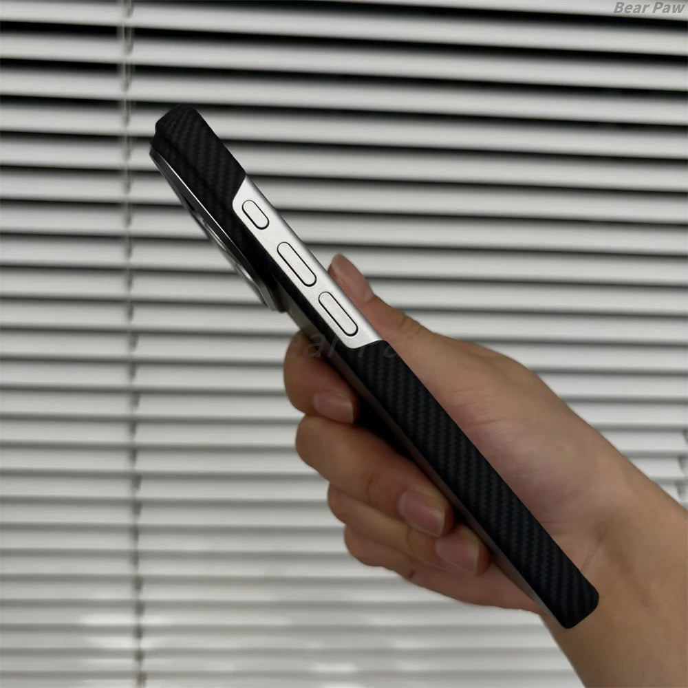 Aramid carbon fiber case for iPhone 17 Pro Max