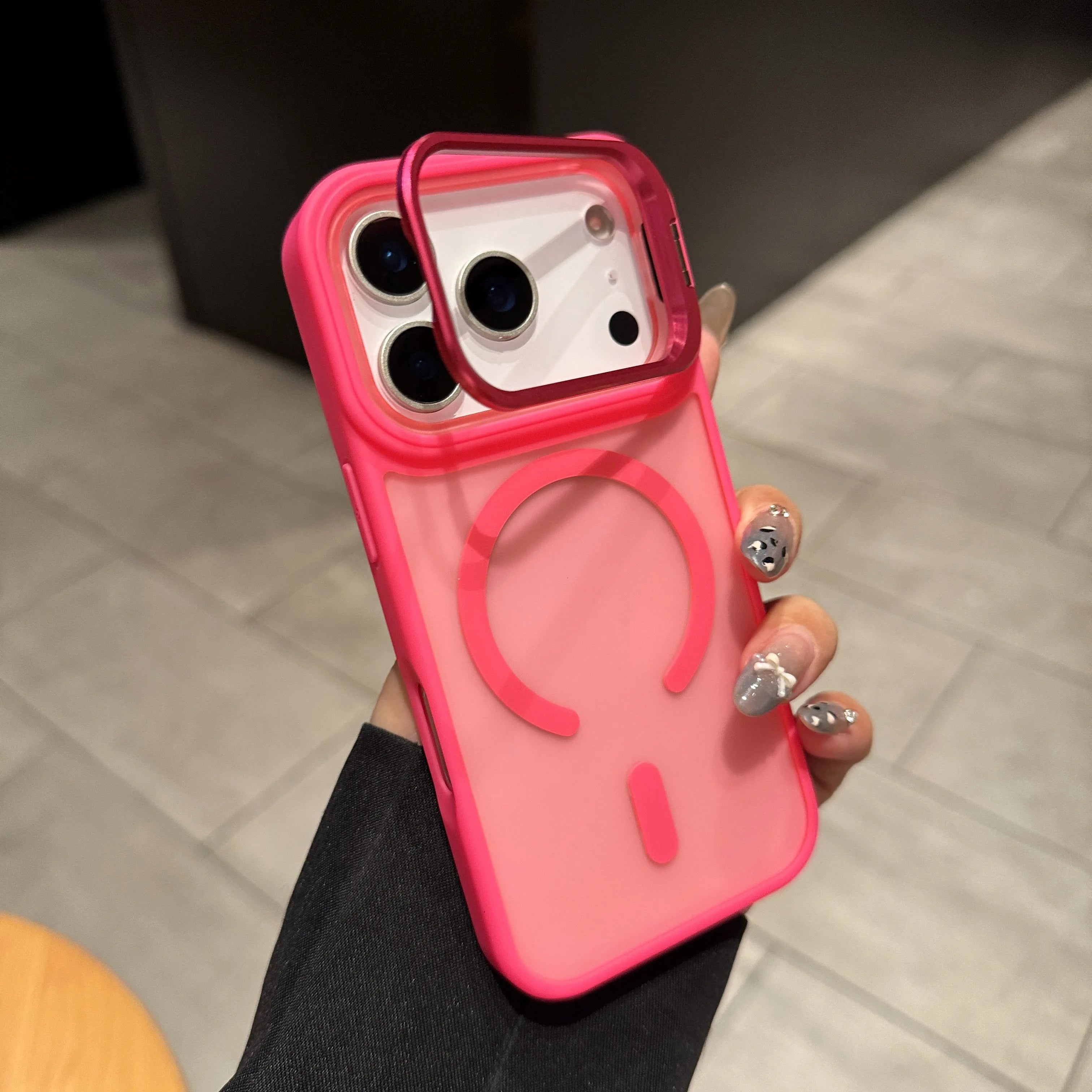 Luxus-Hülle für iPhone 17 mit Ständer & Metallring