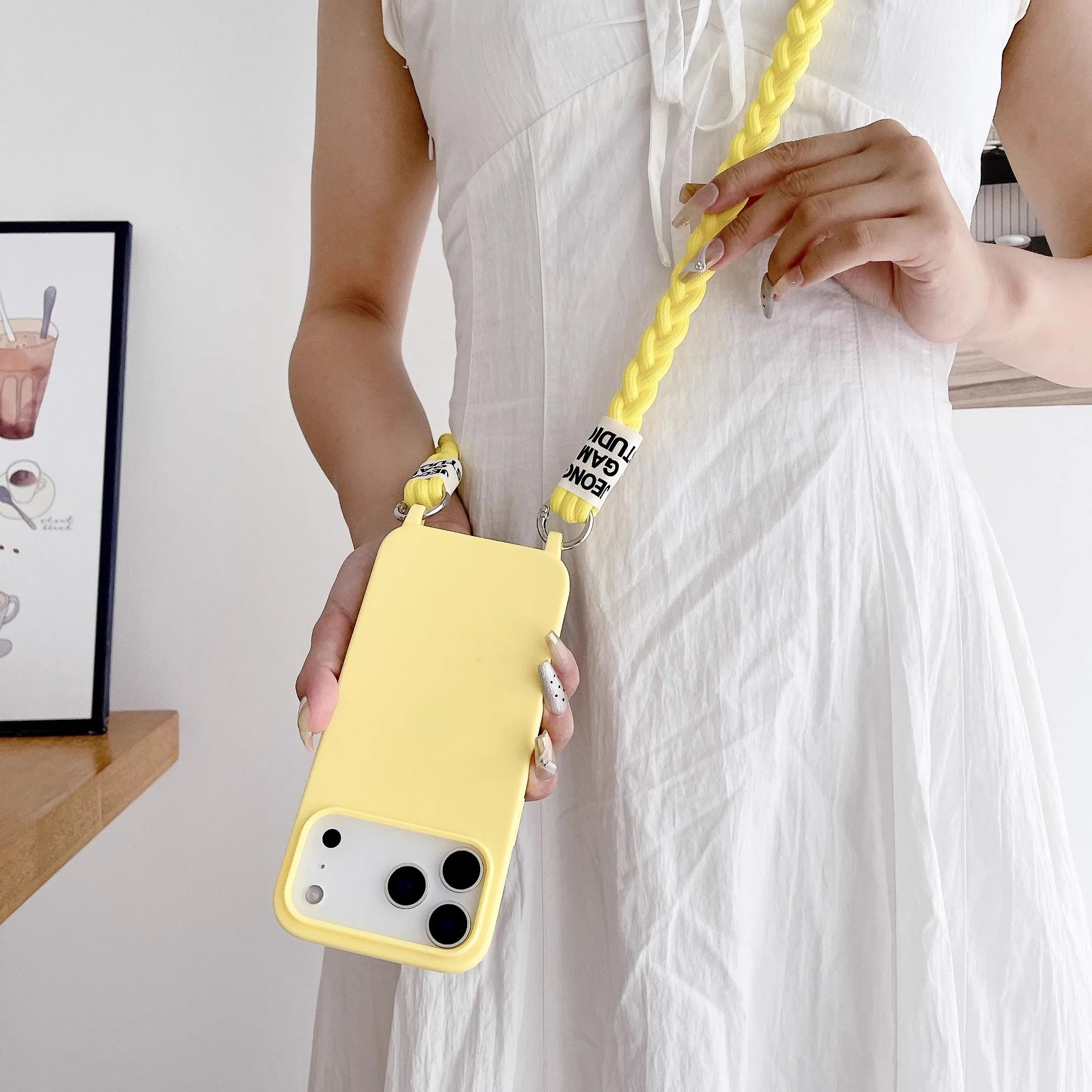 Silikon Lanyard-Hülle mit Band für iPhone 16–17