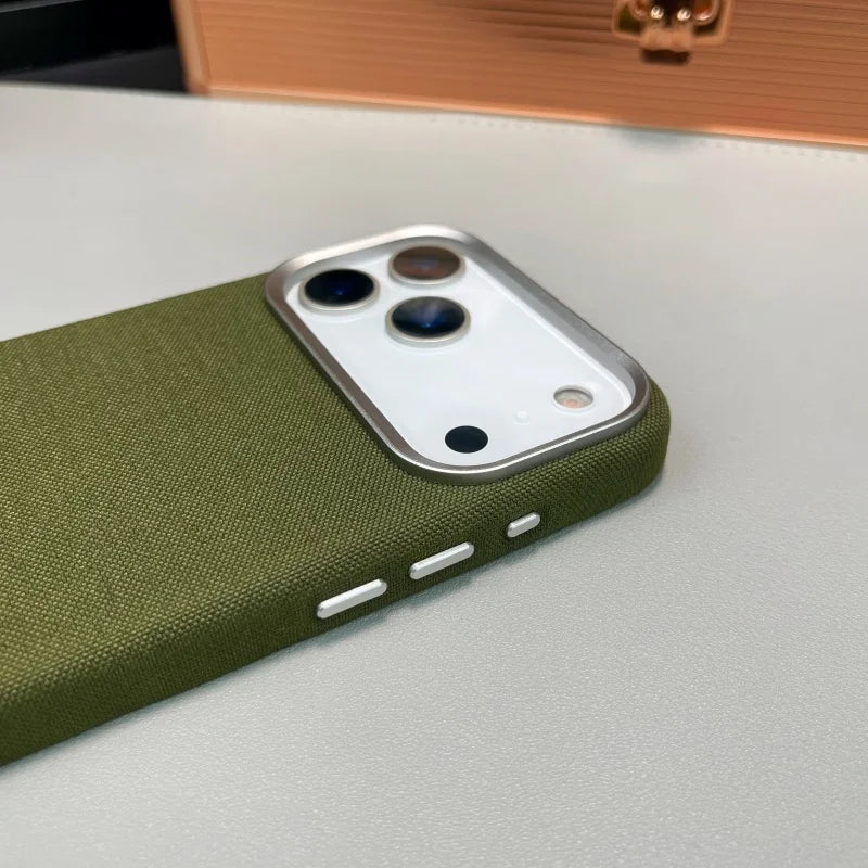 Magnetic TechWoven Case for iPhone 17 Pro Max