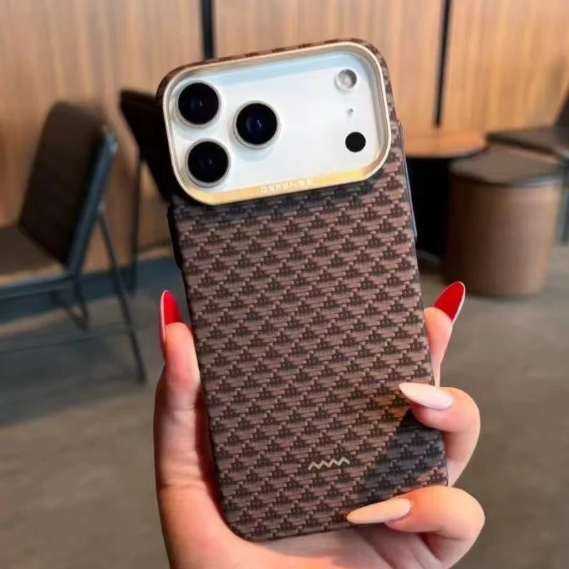 Kohlefaserhülle für iPhone 17 Pro Max – Kevlar, MagSafe, kabelloses Laden