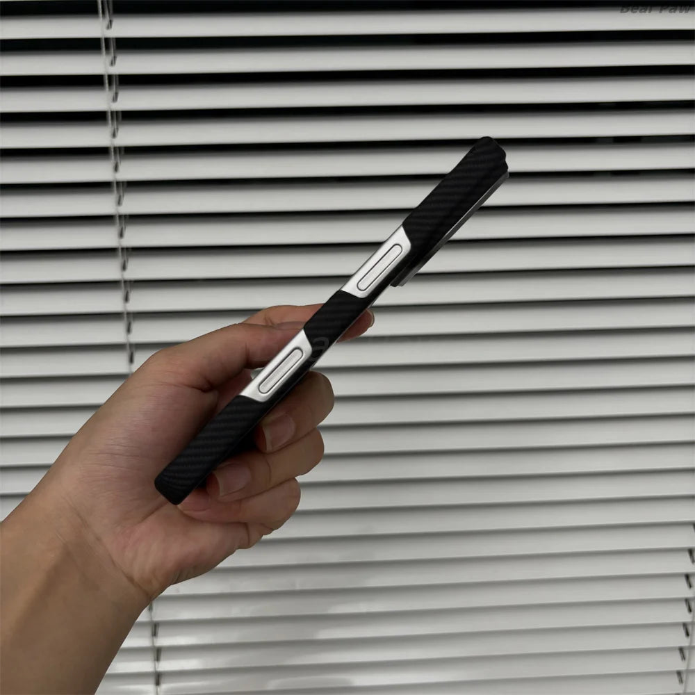 Aramid carbon fiber case for iPhone 17 Pro Max