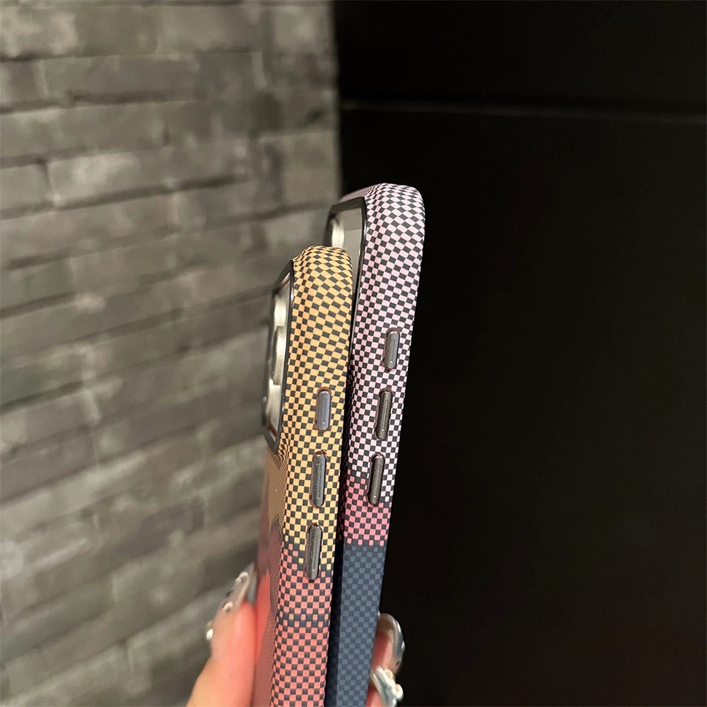 Kohlefaser MagSafe Hülle matt für iPhone 17