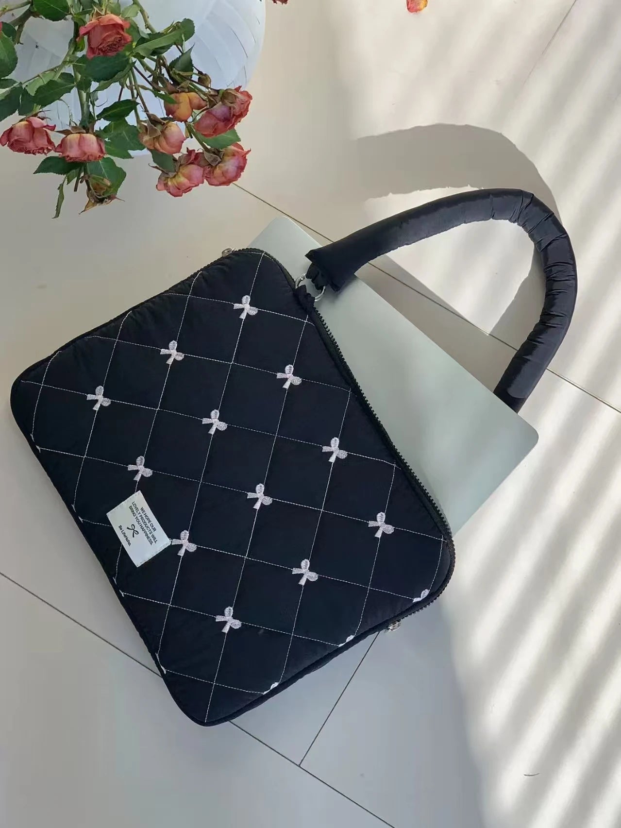 Laptoptasche mit Schleife 13–15,6 Zoll