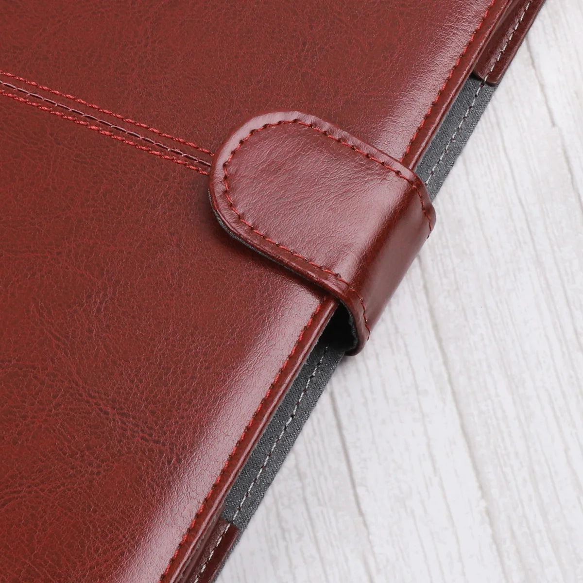 PU-Leder MacBook Hülle 13–14 Zoll 2024–2025