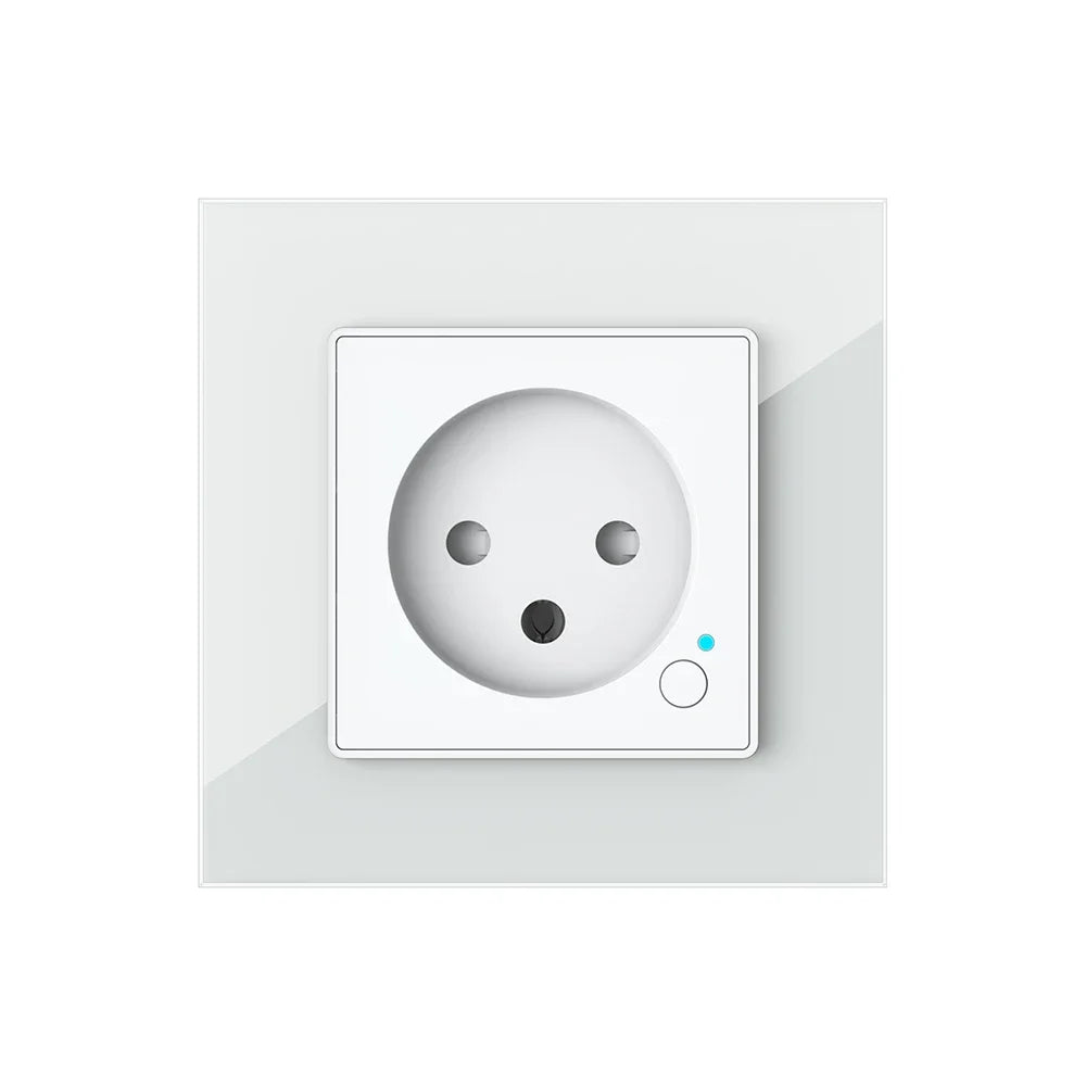 Smart Wi-Fi socket with USB-C charging port 20W
