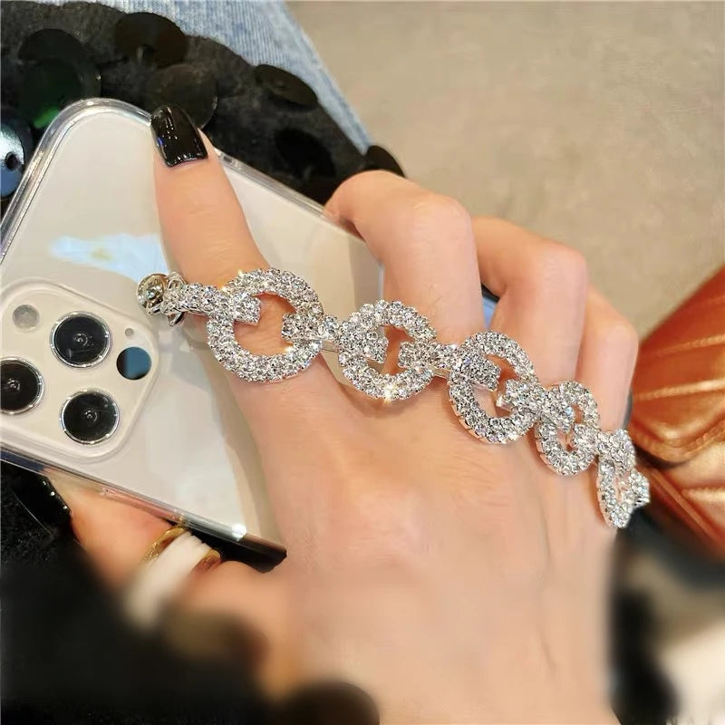 Luxury Glitter Diamond Bracelet Case for iPhone 17