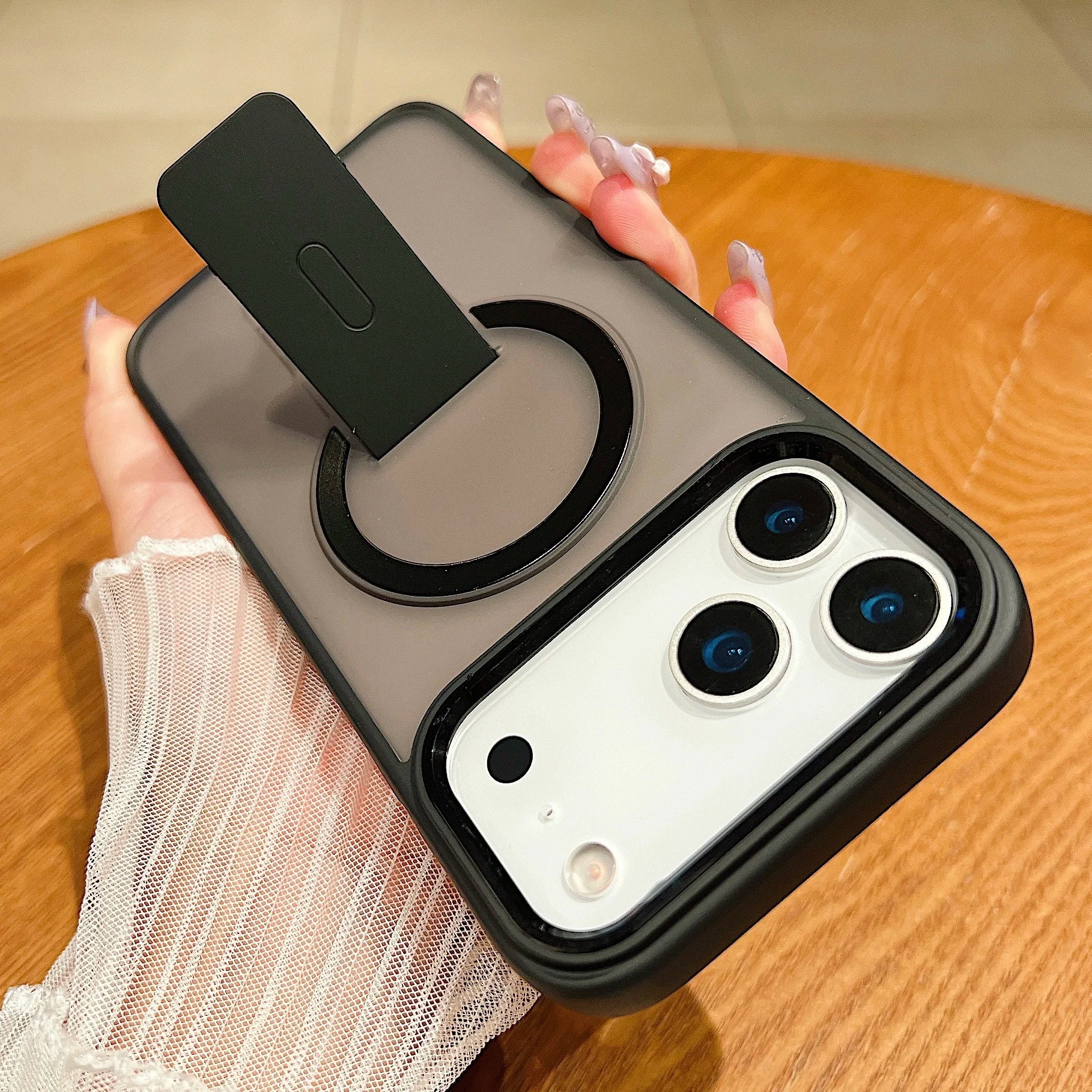 Magnetische Hülle mit Kickstand für iPhone 17–11